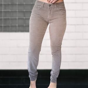 Joe’s Corduroy Skinny Visionaire Jeans Size 28